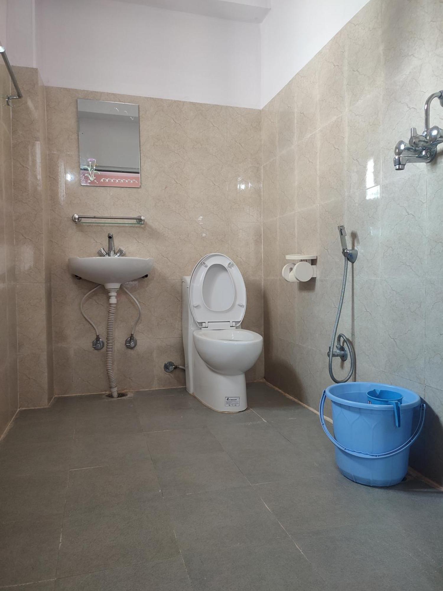 Krishna Inn Pokhara Zewnętrze zdjęcie