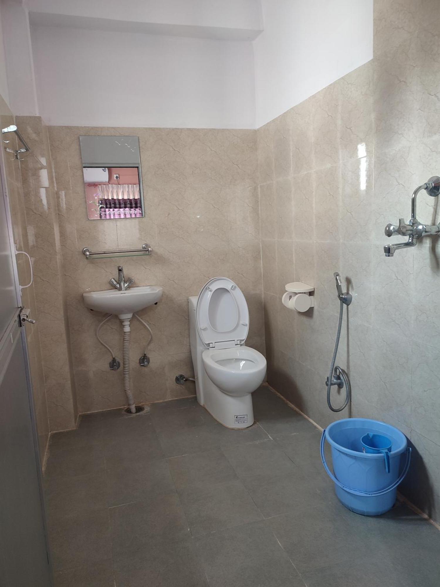 Krishna Inn Pokhara Zewnętrze zdjęcie