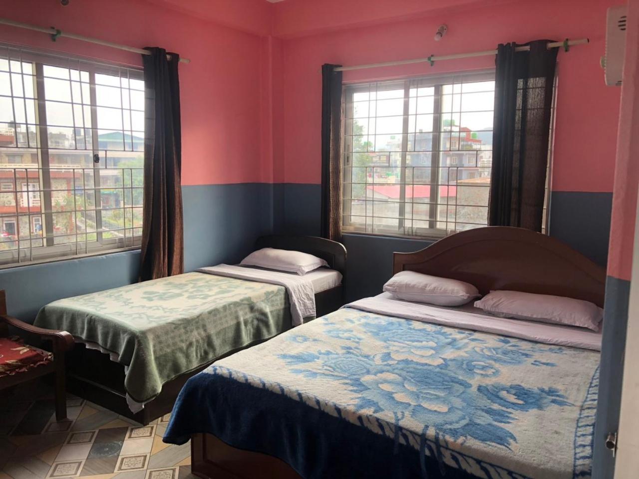 Krishna Inn Pokhara Zewnętrze zdjęcie
