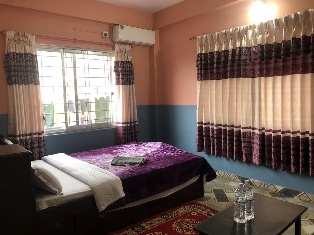 Krishna Inn Pokhara Zewnętrze zdjęcie