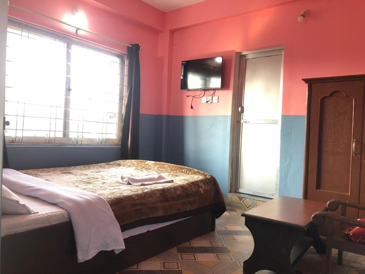 Krishna Inn Pokhara Zewnętrze zdjęcie